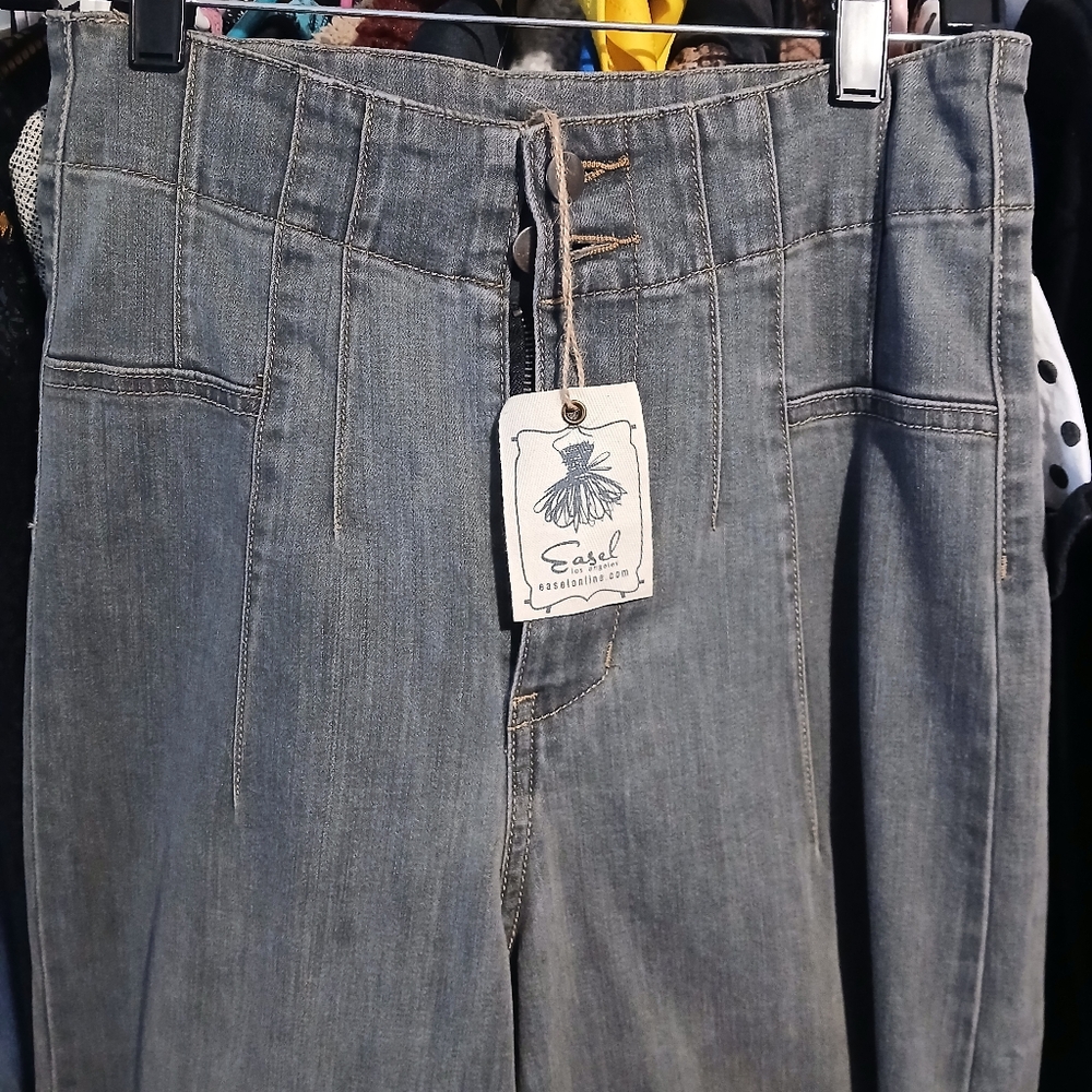 Easel Gray Flare & Wide Leg Jeans